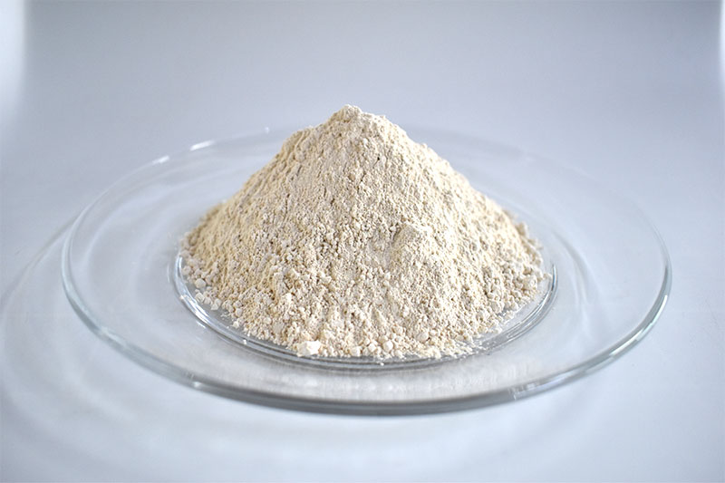 輕燒鎂的分類:輕燒氧化鎂和重氧化鎂。體積輕而松散，白色無定形粉末。